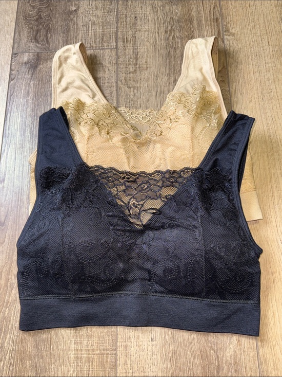 Other - Wireless Lace V-Neck Bralette Bundle - Black & Beige